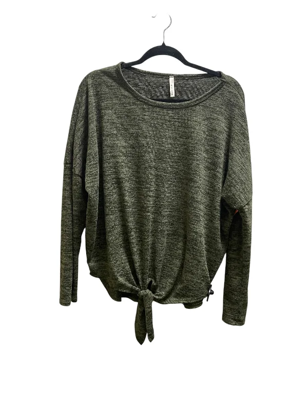 Top Long Sleeve By Bellamie In Green, Size: M