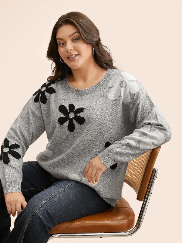 Round Neck Floral Jacquard Pullover